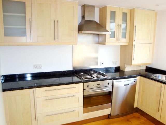 			UNDER OFFER , 1 Bedroom, 1 bath, 1 reception Flat			 Gascony Ave, WEST HAMPSTEAD